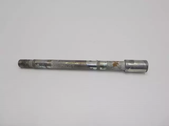AP8121195 axe de roue avant APRILIA SPORT CITY 200 2004 2005 2006