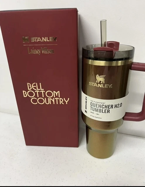 thumbnail image 2 of Stanley X Lainey Wilson Country Gold Quencher Tumbler – 40oz Stainless Steel, Glitter 2 of 6
