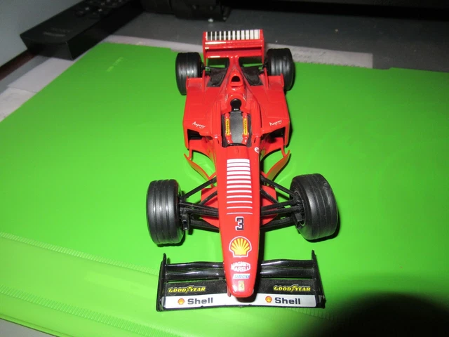 Burago 1/24 - 3 voitures Ferrari - Neuf en boite , Vente aux enchères : Jouets - Trains