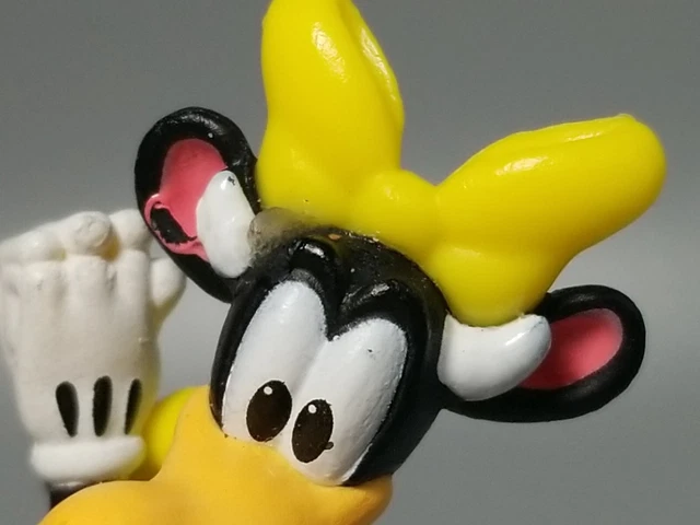 Clarabelle Cow Disney Junior Minnie Mouse Series Mini Figure Cake Topper PVC Toy 3