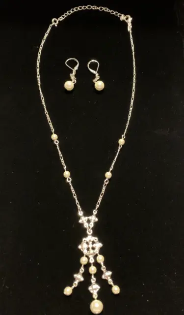 Avon Silver Tone Simple Delicacy Necklace and Earrings Gift Set Faux Pearls