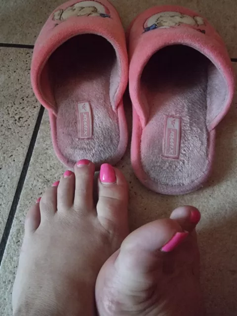 Pantofole in pelle femminili usate on sale