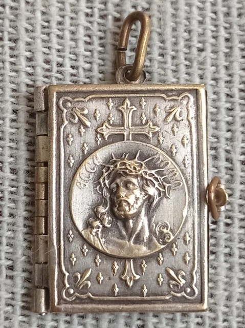 Grand Pendentif Ou élément Décoratif En Laiton – Vintage
