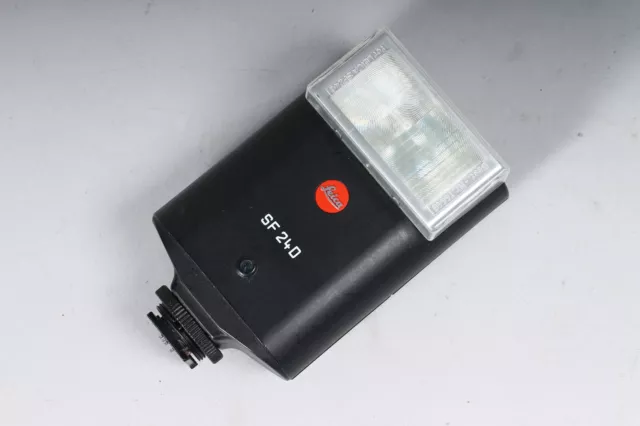 Leica Sf24D Strobe Flash W Wide Angle Diffuser Working For M9, M10, M11, M6Ttl