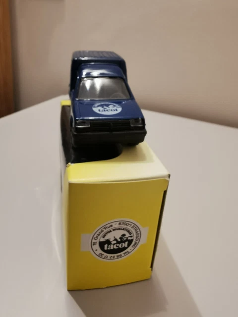 Renault Express Solido made in France en boîte en très bon état 1/43
