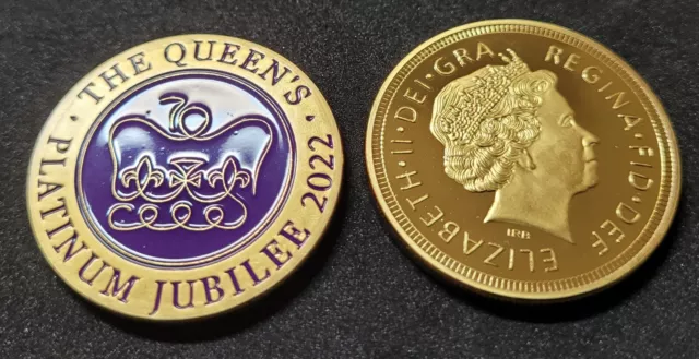 🔥2022 The Queens Platinum Jubilee Commemorative Gold Coin Rare Collectable 🔥