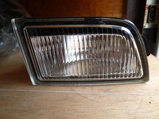 NISSAN Laurel 2000 GF-HC35 Left Fog Light P0724 [Used] [PA67074135]