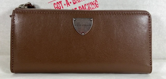 Marc Jacobs Collection The Flex Truffle Leather Half Zip Slim Wallet Coin Purse Marc Jacobs Collection The Flex Truffle Leather Half Zip Slim Wallet Coin Purse