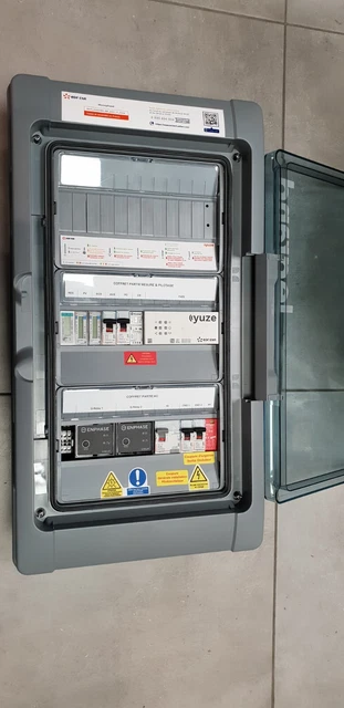 Coffret électrique Legrand Monophasé Pour Panneaux Photovoltaïques – Neuf