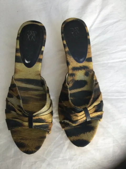 Womens New York & Company Animal Print Sandals  Shoes Size 8M