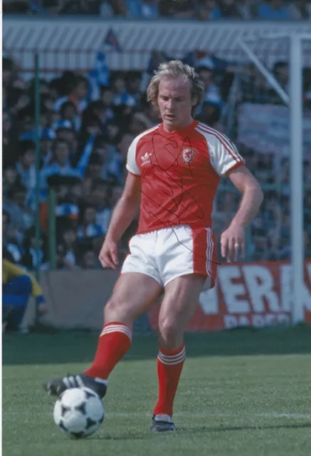 Football - Terry Yorath - Hand Signed 12x8 Inch Photograph- Wales - COA - SALE