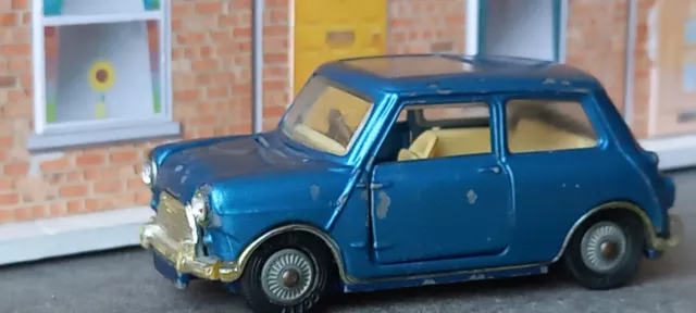 BMC Mini Cooper Magnifique, Corgi Toys #334