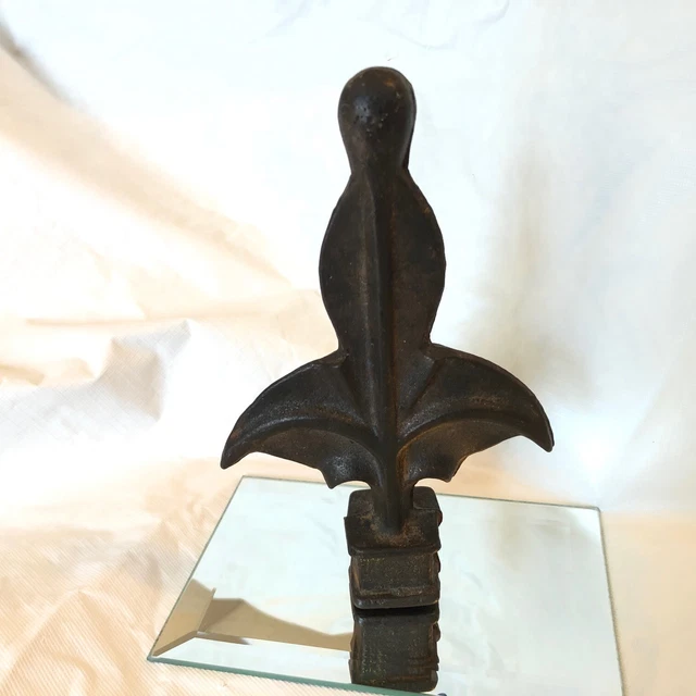 Vintage Cast Iron Fence Top Finial - Fluer-De-Lis Style Design
