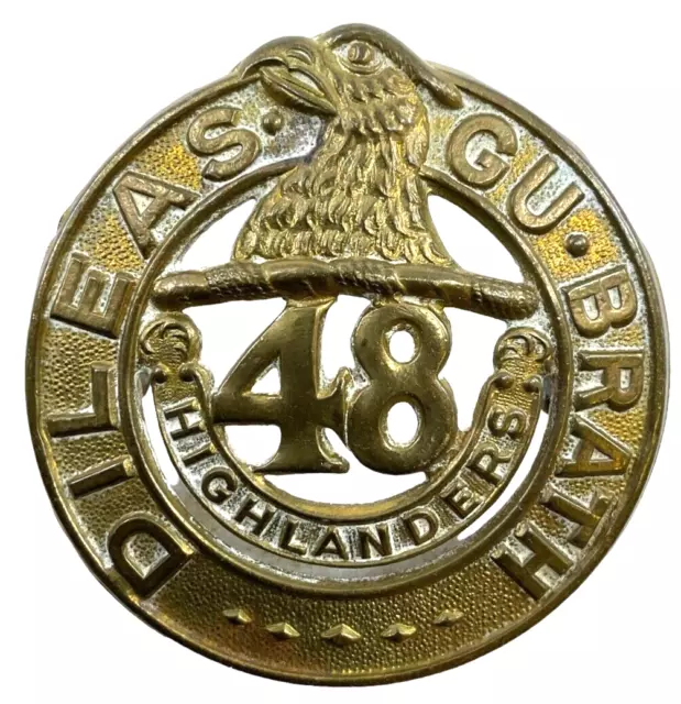 WW2 Canadian 48th Highlanders Glengarry Cap Badge 2