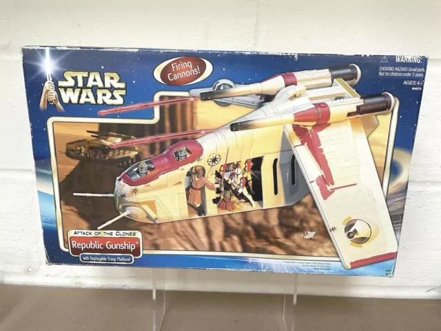 Hasbro Star Wars Attack Of The Clones Republic Gunship - New Sealed Worn Box