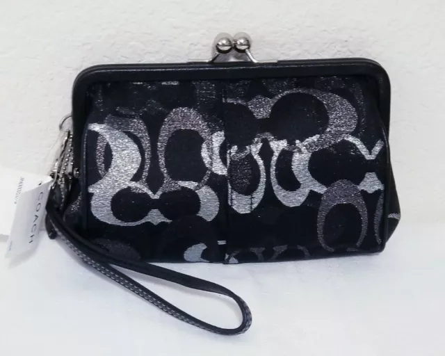 NWT COACH Black Silver Lurex SIGNATURE C FRAMED KISSLOCK WRISTLET/CLUTCH N.40244