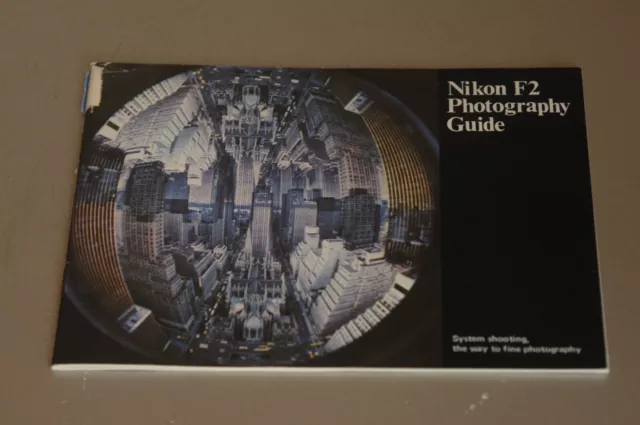 Vends NIKON: brochure en anglais. 47 pages: RARE COLLECTION