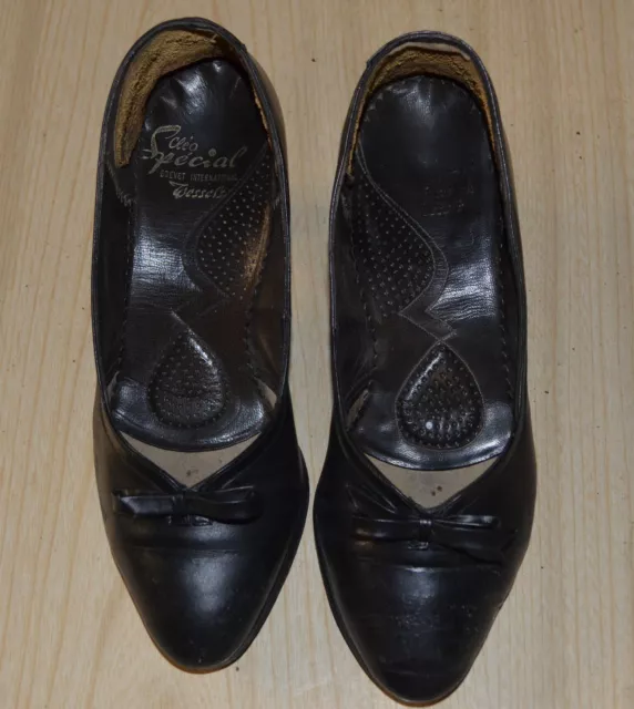 Ancienne Paire De Chaussure En Cuir Daim Velour Chausson Polaire Fourre An 50/70