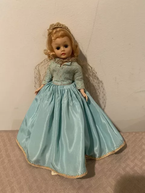 1950s 1960 madame Alexander Cissette Doll Sleeping Beauty 10” w gown cape crown