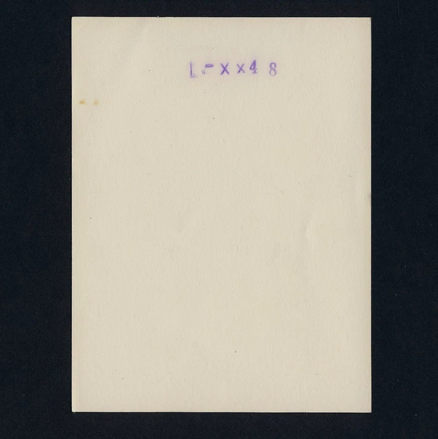 SULTRY WOMAN PROUDLY PRESENTING NUDE BOOBS / NAKED CHEST * Vintage 50s