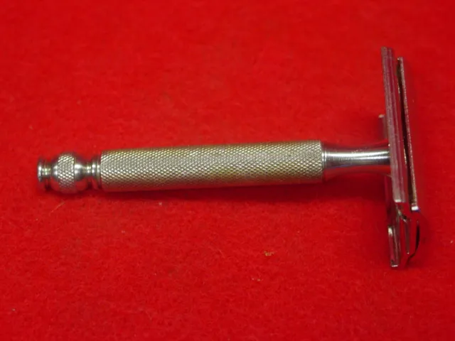Vintage 1946-1950 Gillette Tech Safety Shaving Razor Double Edge Ball End Handle
