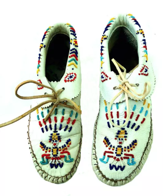 Taos Handmade White leather beaded tie Vintage 60s Moccasin slipper shoes 6