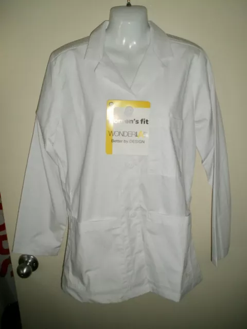 #335 Wonderlab Women’s Fit Small Lab Coat NWT Inside Tablet Pocket