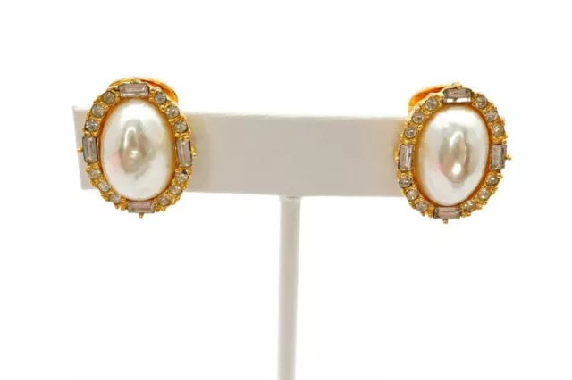 chanel metal and glass pearl earrings vintage