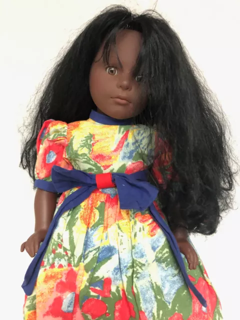 RARE grande poupée Mundia de Collection Christine et Cécile,  année 80