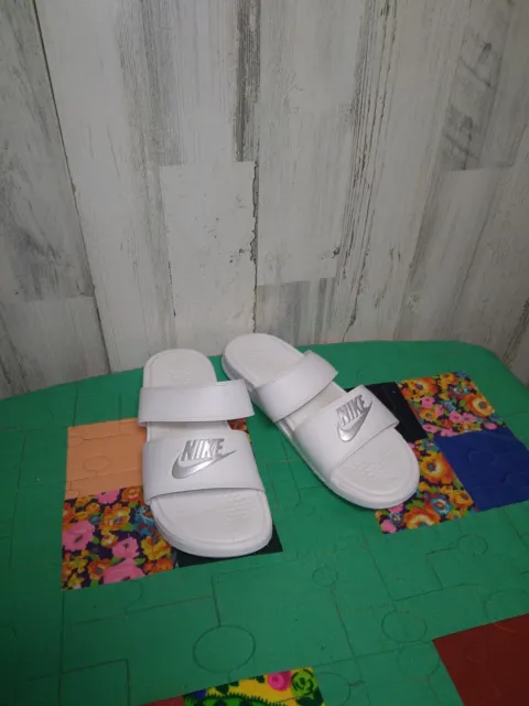 Mens Nike Benassi Duo Ultra Sandals White Silver Slides 819717-100 Size 11