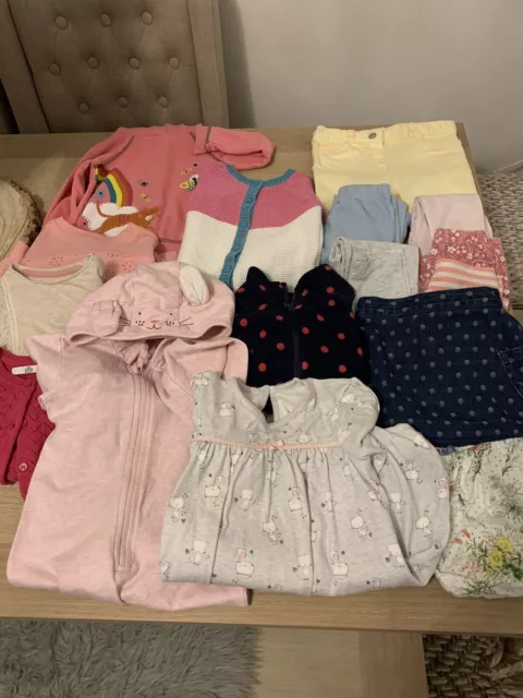 Lotto di lavoro/pacchetto vestiti bambine 18-24 mesi ottime condizioni 16 articoli 2 kg