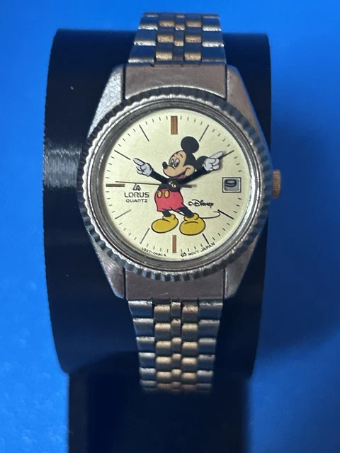 LORUS BY SEIKO Disney Mickey Mouse Quartz Rare Vintage Watch