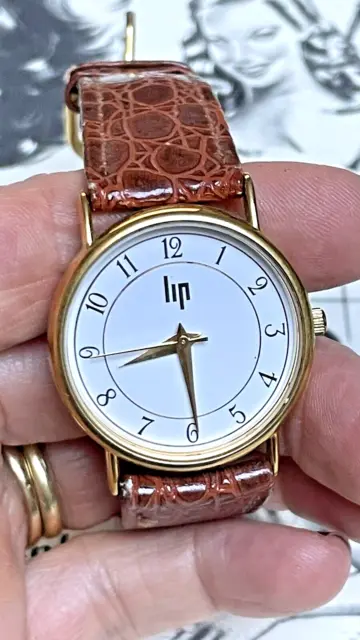 LIP  montre femme fond acier bracelet cuir brun cadran rond