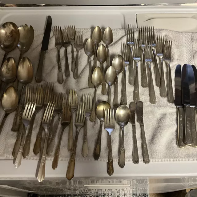 Mixed Lot of 49 Pieces Vintage Silverplate Forks Knives Spoons - Crafts