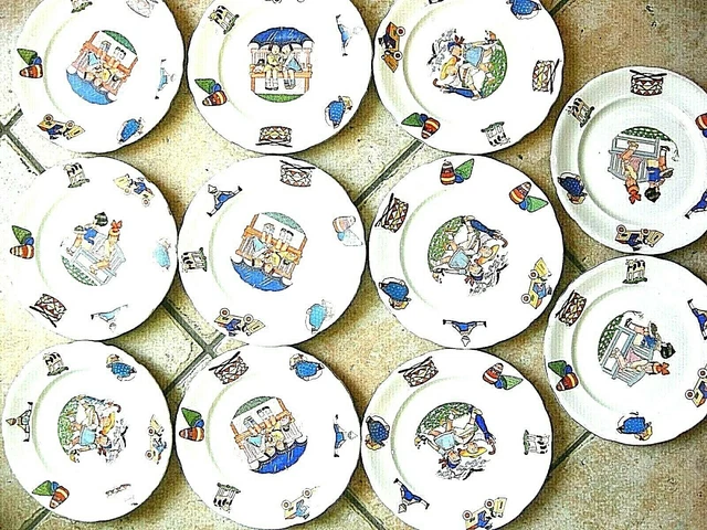 SARREGUEMINES 11 assiettes parlantes scene enfant jouet richard cirque