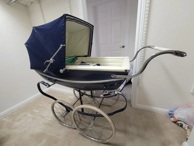 English Silver Cross Balmoral Navy Pram Perambulator Possibly Vintage English Silver Cross Balmoral Navy Pram Perambulator Possibly Vintage