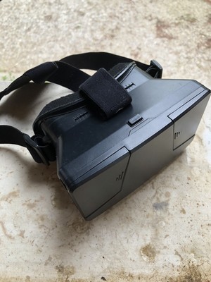 Aukey su Google realtà virtuale in nero ancora in scatola appena usato 