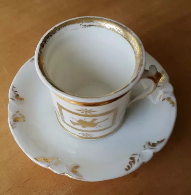 Très belle tasse à café avec sa sous-tasse en porcelaine style Empire