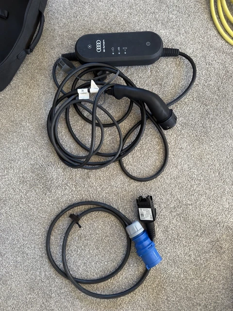 GENUINE AUDI E-TRON Portable Charger + 32A CEE Adapter – A3 Hybrid / VW ...