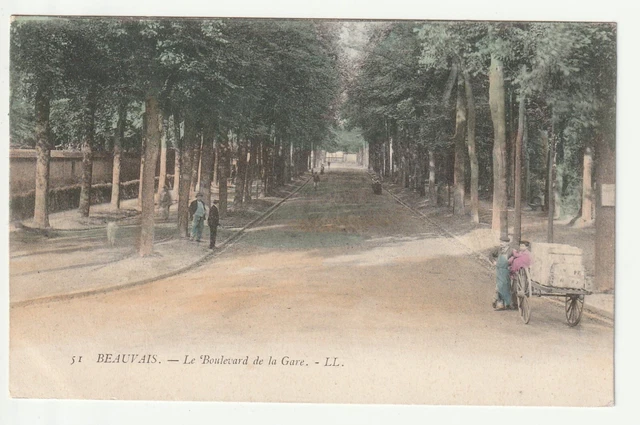 BEAUVAIS - Oise - CPA 60 - le Boulevard de la Gare - Carte couleur