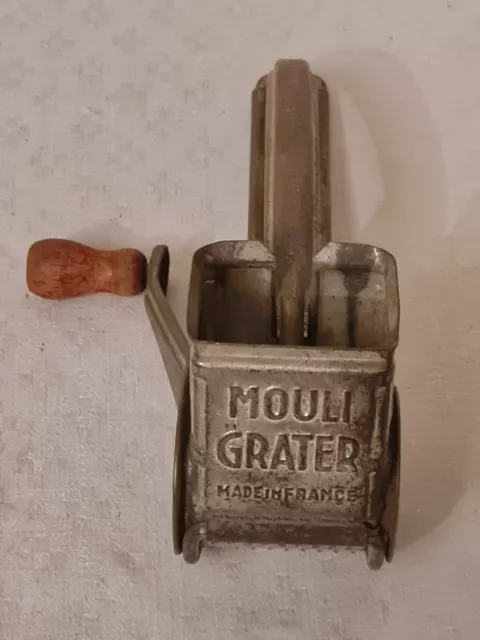 Moulinette  ancienne - Râpe à fromage - MOULI GRATER  -FRANCE