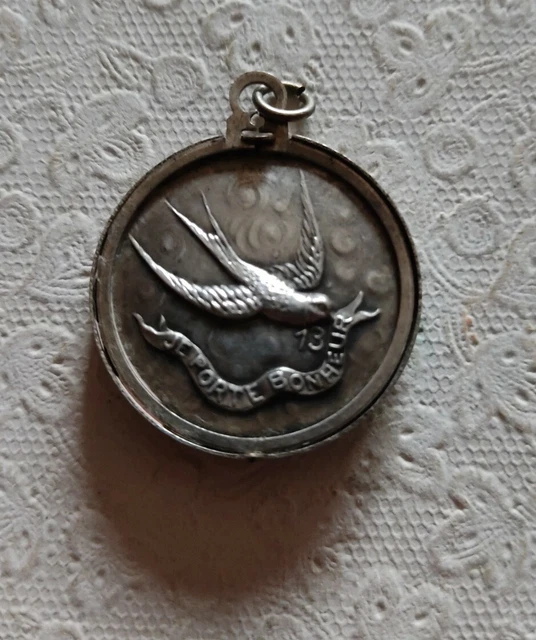 Pendentif Porte-photo Ancien - Médaillon Vintage Pour Y Glisser Un Portrait Ou Une Image
