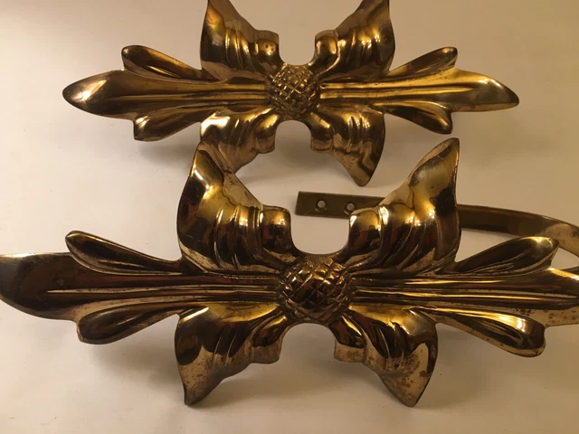 Vintage Brass Tie Backs/Leaf And Acorn/ From India-set Of 2
