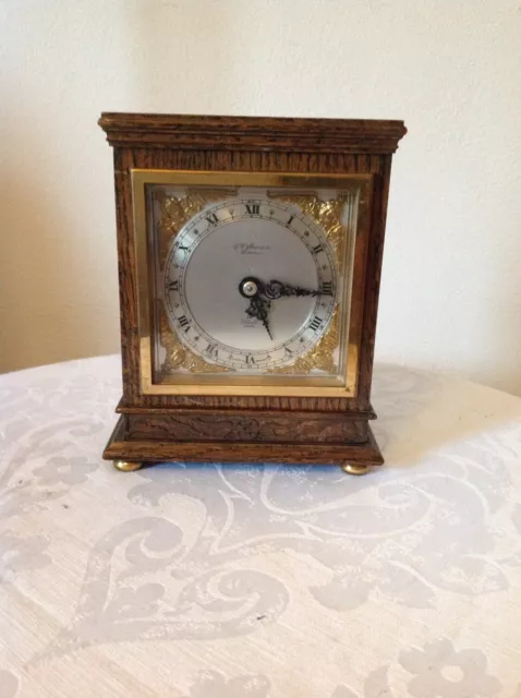 Vintage Elliot Clock Wind Up Oak Wood Encased Mantle Clock
