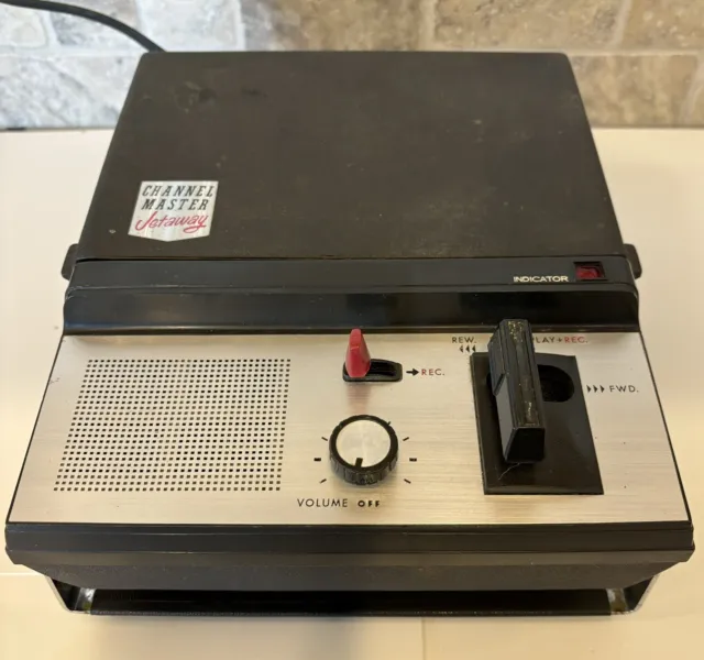 Vintage Concord 444 Reel-to-Reel Tape Recorder Player w/Microphones *Works*