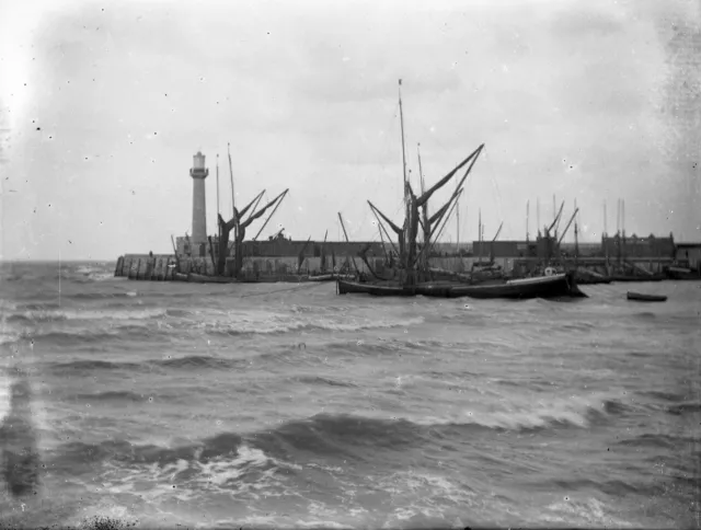 Glass Plate Negative c. 1900 - Ships, Harbour Scene - Ramsgate, Kent, UK