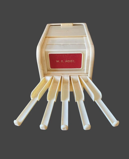 engraved cigarette holder Custom Engraved Cigarette Case