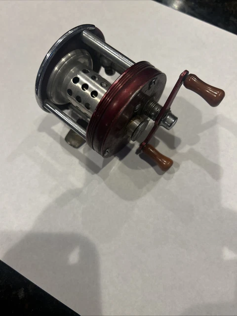 LANGLEY DELUXE LAKECAST FISHING REEL VINTAGE Deluxe Lakecast Model