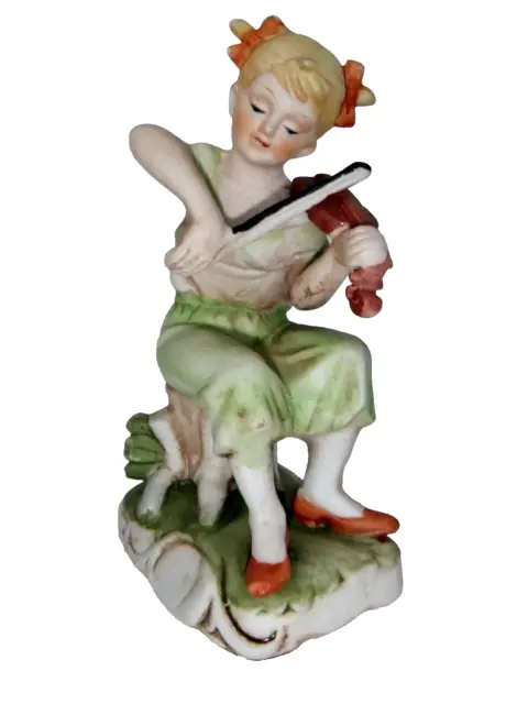 Biscuit polychrome porcelaine figurine personnage jeune fille au violon