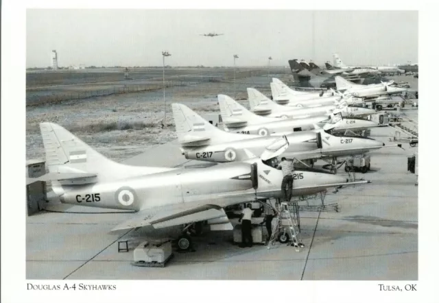 *OK Postcard-"The Douglas A-4 Airhawks" -International Airport- *Tulsa {G127-S3}
